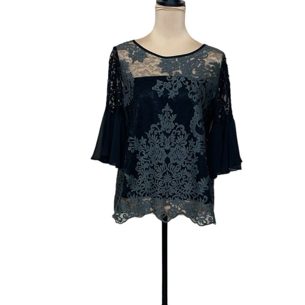 Carmen Marc Valvo Sheer/Lace Top NWT (D-1) - Picture 2 of 10